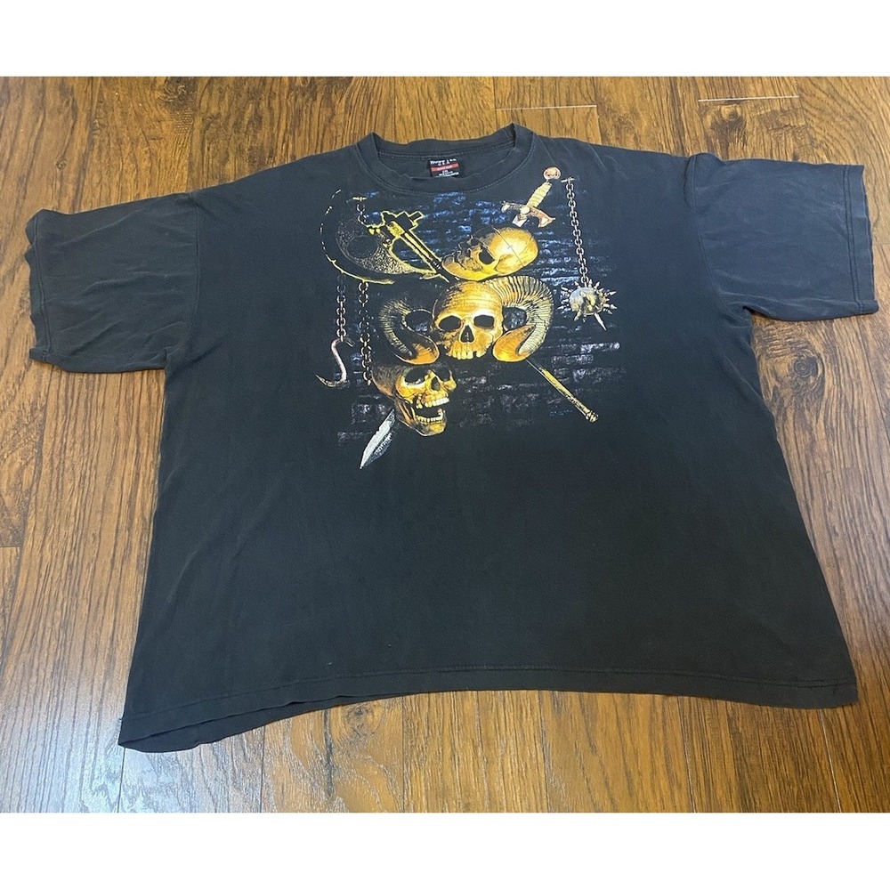 Vtg 2005‎ Liquid Blue Skulls Sword Mace Chain Horns Pirate T Shirt 2XL Y2K USA